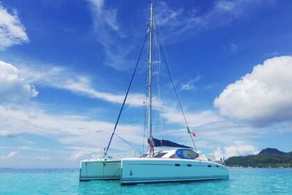 Charter Catamaran NAUTITECH 47 Leeward Islands