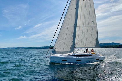 Hyra båt Segelbåt Bavaria Yachtbau Bavaria C42 Castellammare di Stabia