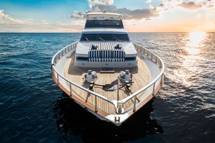 Hire Motor yacht Cantieri di Pisa Akhir 25S Kefalonia