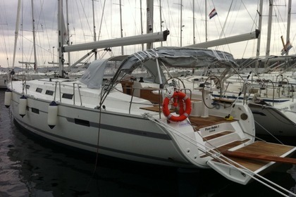 Rental Sailboat BAVARIA 45 CRUISER Punat