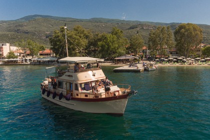 Hire Motorboat Eurobanker Trawler 44 Volos