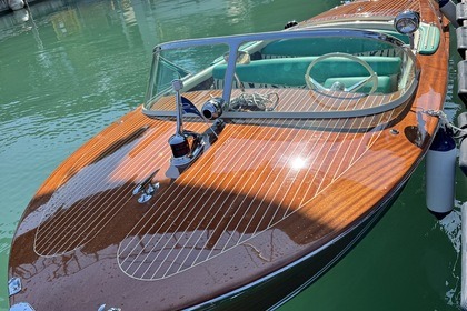 Rental Motorboat Riva Ariston Lazise