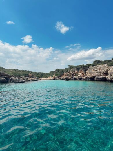 Porto Cristo Motorboat GARIN 38 Refit 2020 alt tag text