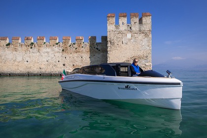 Charter Motorboat Ecoline Marine 850 Sirmione