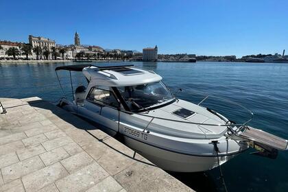 Charter Motorboat Beneteau OB 7 Split