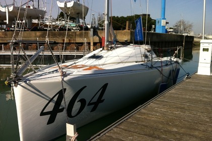 Hire Sailboat Structure POGO 2 La Rochelle