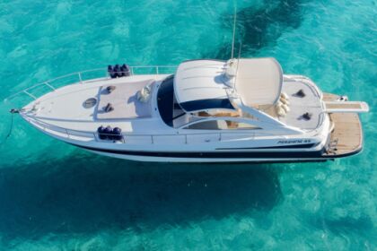 Charter Motorboat Pershing 45 Ibiza