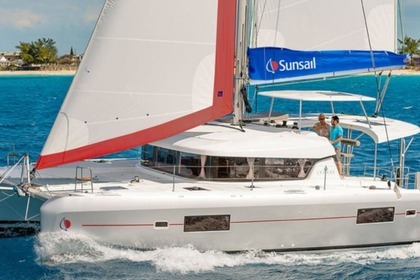 Rental Catamaran Sunsail 424 Lefkada