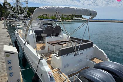 Location Bateau à moteur Jeanneau Cap camarat 9 wa Makarska
