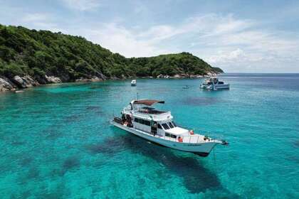 Miete Motorboot Custom Sport Fisher 52' Phuket