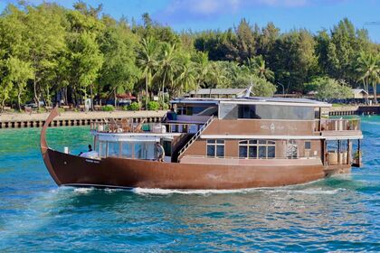 Miete Motorboot Maldives boat yard Tailor made Malediven