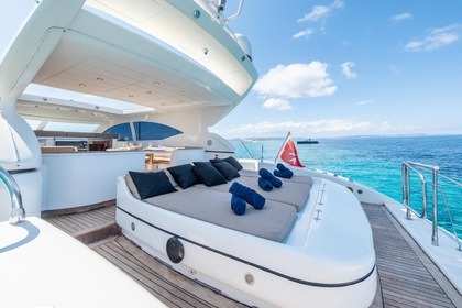 Location Yacht à moteur Overmarine MANGUSTA 72 Ibiza