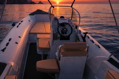 Charter RIB Mostro Top gun Chania
