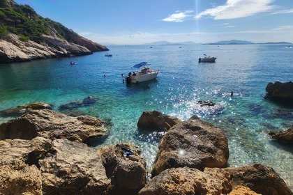 Location Bateau à moteur Arkos 647 Ensuès-la-Redonne