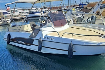 Hire Motorboat Beneteau flyer 6.6 sundeck Antibes