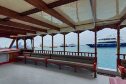 Miete Motorboot Custom Design Traditional Madivian Luxury Dhoani Malé