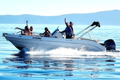 Verhuur Motorboot Gaia 22 open Makarska