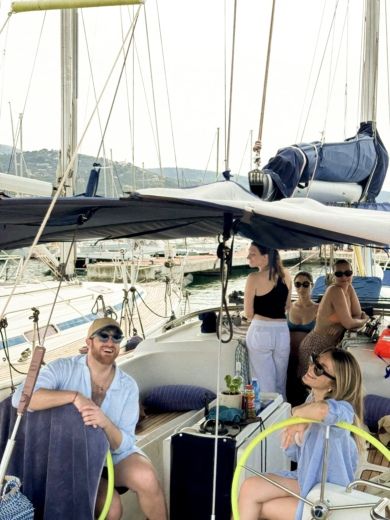 Lavagna Sailboat Ronautica 400 alt tag text