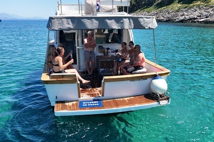 Miete Motorboot Ferretti 34 Fish fly Dubrovnik