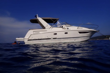 Location Bateau à moteur Jeanneau leader 8 Bormes-les-Mimosas