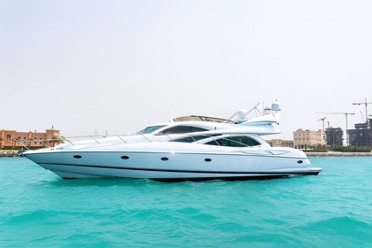 Charter Motor yacht Sunseeker 64ft Flybridge Dubai