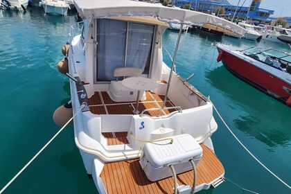 Charter Motorboat Beneteau Antares 7 Bar
