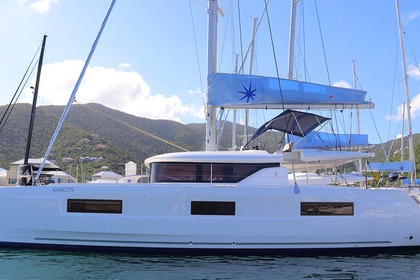 Hire Catamaran Lagoon-Bénéteau Lagoon 46 - 4 + 2 cab. Tortola