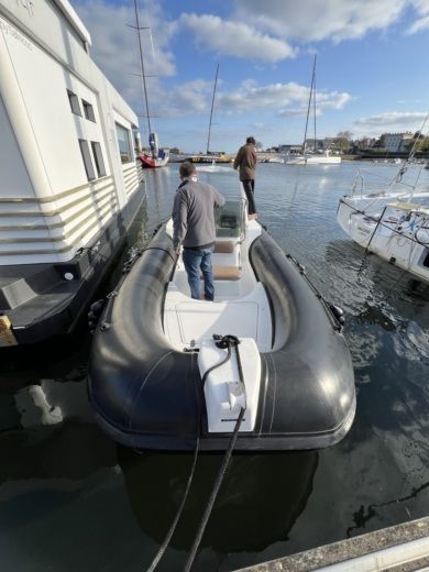 Larmor-Plage RIB Capelli Tempest 600 alt tag text