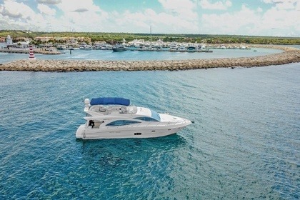 Hire Motor yacht MAJESTY 56 La Romana