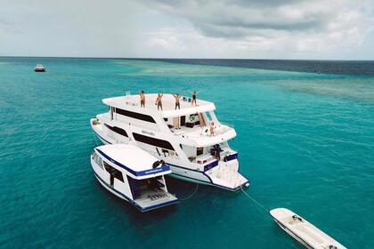 Noleggio Yacht a motore Dhinasha Yacht Maldive