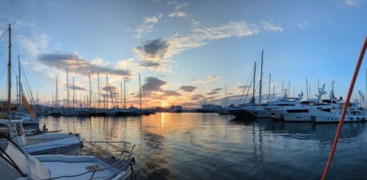 Palma de Mallorca Sailboat Beneteau Oceanis 30.1 alt tag text