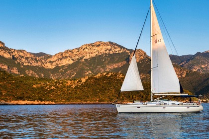 Rental Sailboat  Bavaria 47 Cruiser Athens