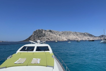 Charter Motor yacht MOCHI CRAFT 57 open HT Porto Cervo