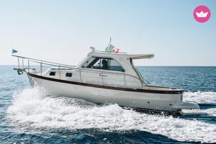Charter Motorboat Sciallino 25 Porto Rotondo