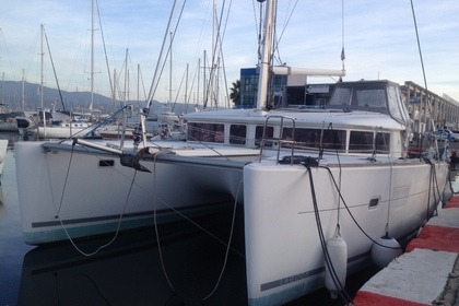 Rental Catamaran Lagoon LAGOON 400 S2 Toulon