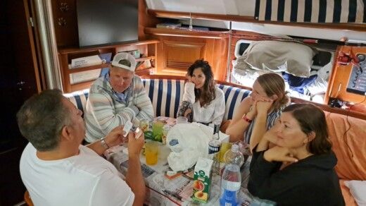 Genua Sailboat Beneteau Oceanis clipper 423 alt tag text