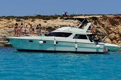 Hire Motorboat Princess 415 Malta