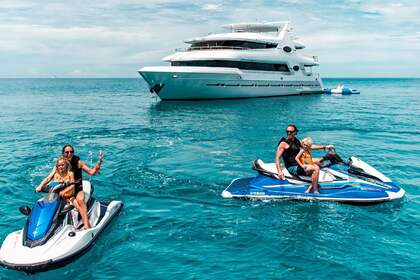 Charter Motor yacht Luxury Motor Yacht 31M Malé