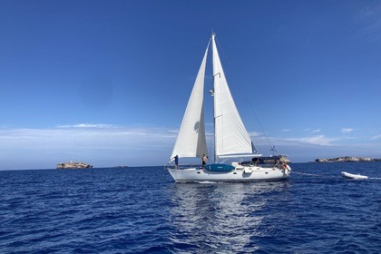 Hire Sailboat Jeanneau Sun Odyssey 45.2 Colònia de Sant Jordi