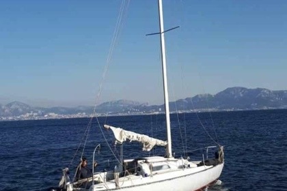 Rental Sailboat artecna Delph 26 Marseille