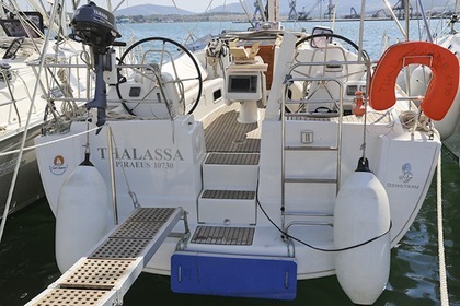Hire Sailboat BENETEAU OCEANIS 40 Volos