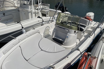Location Bateau à moteur Ranieri International Saint-Cyr-sur-Mer