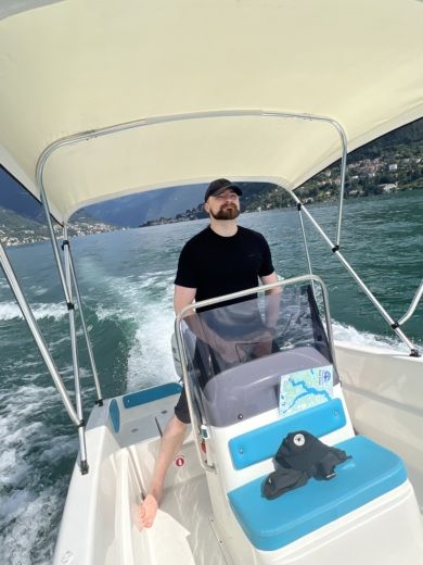 Lago di Como Without license Marino Atom alt tag text