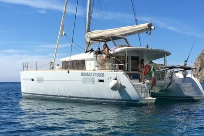 Verhuur Catamaran Lagoon Lagoon 400 S2 Napels