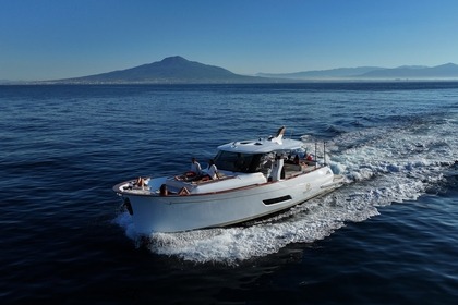 Hire Motorboat Fratelli Aprea Lancia Fratelli Aprea 52ft Sorrento