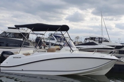 Hire Motorboat Quicksilver Activ 505 Open Marseille