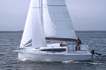 Rental Sailboat  Maxus 26 Prestige + 8/1 Węgorzewo