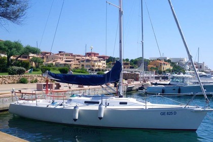 Hire Sailboat J Boats J 105 Porto Cervo