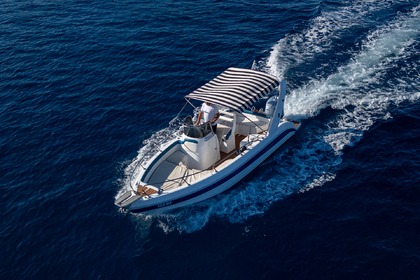 Charter Motorboat Speeder 680 Open Hvar