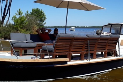 Location Bateau à moteur Chaland Gines Plate ostréicole Lacanau